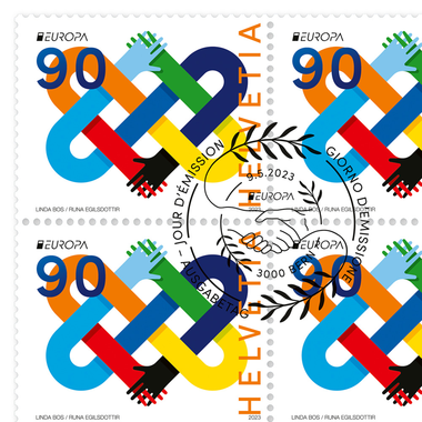 Timbres CHF 0.90 «Nœud de la paix», Feuille de 16 timbres Feuille «EUROPA – La paix: la valeur humaine la plus importante», gommé, oblitéré