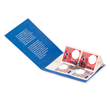 Libretto «Pro Patria – Cultura del dialogo» Libretto di 10 francobolli, 4 francobolli da CHF 0.90+0.45 con motivo «Corno alpino» e 6 francobolli da CHF 1.10+0.55 con motivo «Costume tradizionale», autoadesiva, con annullo
